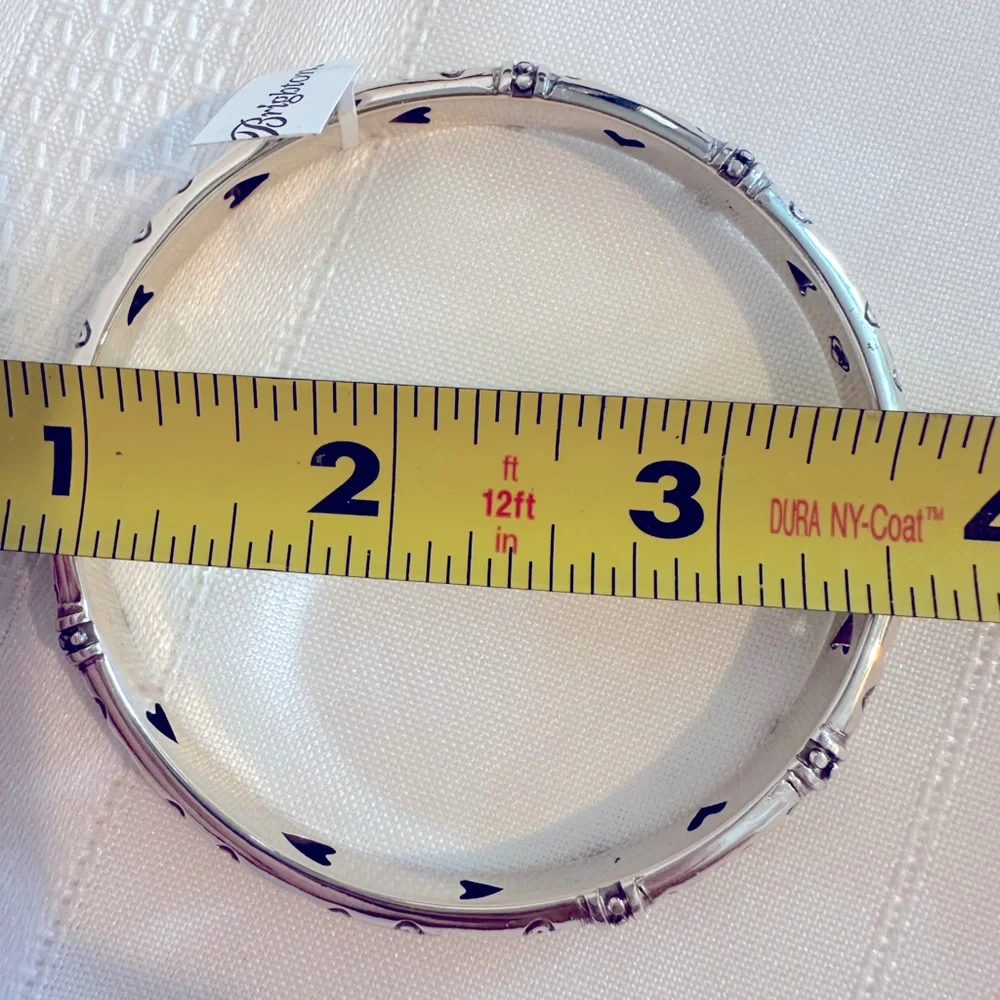 Brighton NWT Silver”Shot Through The Heart” Bangle Bracelet - Picture 6 of 6